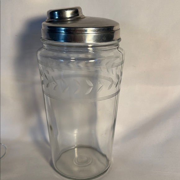 VINTAGE 1950’s SET OF 6 LIQUOR- CORDIAL APERITIF- ETCHED GLASSES & DRINK MIXER - Picture 7 of 14